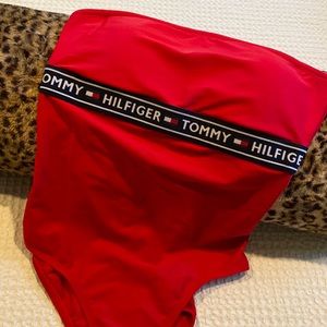 Tommy Hilfiger strapless swimsuit Size M like new